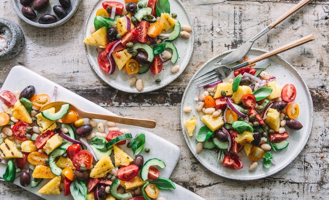 Nourishing Recipes: Classic Panzanella - quite possibly the perfect picnic food!